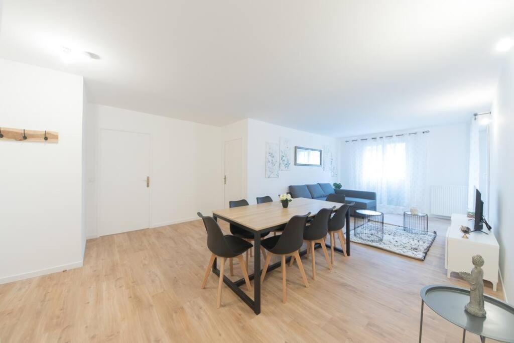 Suite Moderne Familiale 8 Pers - Disney 10M - 2 Sdb Bussy-Saint-Georges Ngoại thất bức ảnh